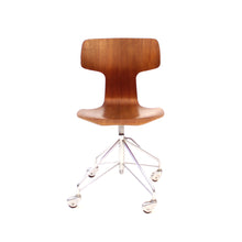 Load image into Gallery viewer, Arne Jacobsen, teak desk chair &quot;T-chair, model 3113, Fritz Hansen, 1963