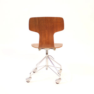 Arne Jacobsen, teak desk chair "T-chair, model 3113, Fritz Hansen, 1963