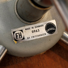 Load image into Gallery viewer, Arne Jacobsen, teak desk chair &quot;T-chair, model 3113, Fritz Hansen, 1963