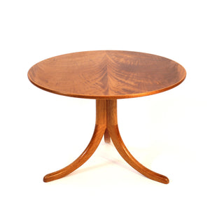 Josef Frank, pyramid Mahogany coffee table, model 1020, Svenskt Tenn, ca 1978