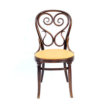 Load image into Gallery viewer, Michael Thonet, rare set of 4 Café Daum chairs for Thonet, 1849