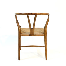 Load image into Gallery viewer, Early Hans J. Wegner, model CH24, Wishbone chair, Carl Hansen &amp; Søn, 1960s