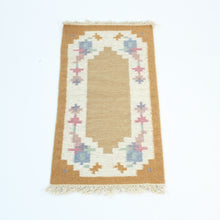 Load image into Gallery viewer, Swedish flat weave Röllakan carpet, 1960s