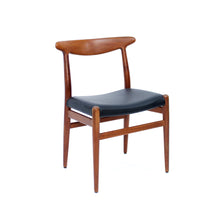 Load image into Gallery viewer, Hans Wegner, pair of Teak and leather dining chairs, model W2 for C.M. Madsen, 1960s