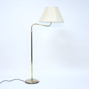 Bertil Brisborg, brass floor lamp model 30620 for Nordiska Kompaniet / NK, 1940s