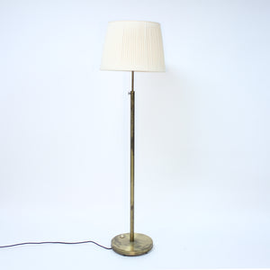 Josef Frank, very early example model 2148 floor lamp for Svenskt Tenn, 1934