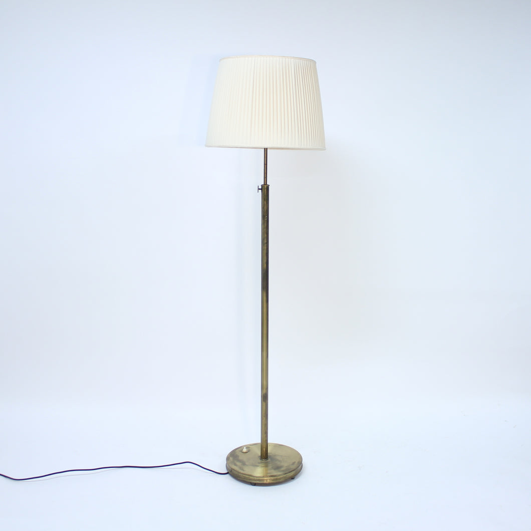 Josef Frank, very early example model 2148 floor lamp for Svenskt Tenn, 1934