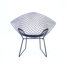 Load image into Gallery viewer, Harry Bertoia, Diamond chair, Nordsika Kompaniet / Knoll International, 1950s