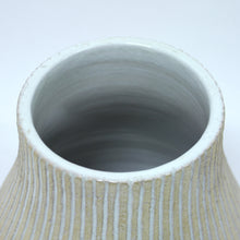 Load image into Gallery viewer, Edgar Böckman, vase, own studio, 1940s