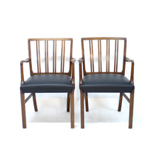 Load image into Gallery viewer, Ole Wanscher pair of Danish 1675 Easy Chairs for Fritz Hansen, 1942