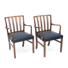 Load image into Gallery viewer, Ole Wanscher pair of Danish 1675 Easy Chairs for Fritz Hansen, 1942