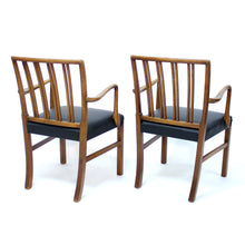 Load image into Gallery viewer, Ole Wanscher pair of Danish 1675 Easy Chairs for Fritz Hansen, 1942