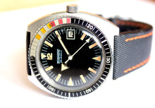 Load image into Gallery viewer, Tevomatic vintage diver, 39mm, 1970s