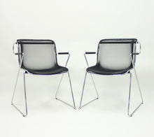 Load image into Gallery viewer, Penelope chair by Charles Pollock for Castelli, set of 2