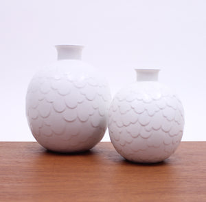 Gertrud Lönegren, rare set of 2 Capri vases for Rörstrand, 1950s