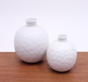 Gertrud Lönegren, rare set of 2 Capri vases for Rörstrand, 1950s