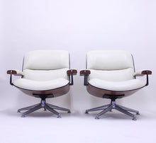 Load image into Gallery viewer, Ico &amp; Luisa Parisi, pair of swivel lounge chairs for MIM, 1950s