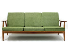 Load image into Gallery viewer, Hans Wegner, model GE 270 sofa for Getama, 1960s