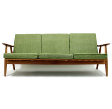 Load image into Gallery viewer, Hans Wegner, model GE 270 sofa for Getama, 1960s