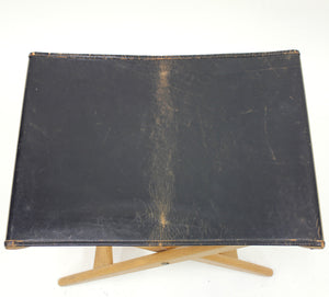 Oak and leather folding stool by Östen Kristiansson for Luxus, 1960s