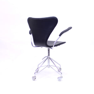 Arne Jacobsen, office chair model 3217 for Fritz Hansen, 1960s