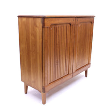 Load image into Gallery viewer, Swedish pine cabinet, Svensk Fur, attributed to Göran Malmvall, Sportstugemöbel, 1950s