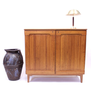 Swedish pine cabinet, Svensk Fur, attributed to Göran Malmvall, Sportstugemöbel, 1950s