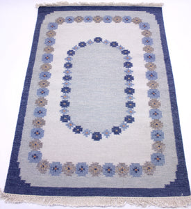 Swedish flat weave Röllakan carpet, 1950s