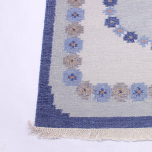 Swedish flat weave Röllakan carpet, 1950s