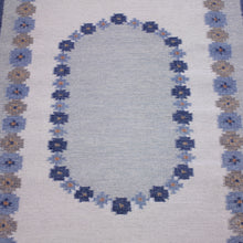 Load image into Gallery viewer, Swedish flat weave Röllakan carpet, 1950s