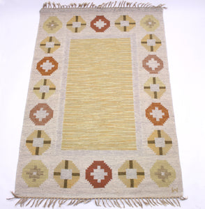 Swedish flat weave Röllakan carpet signed W, 1950s