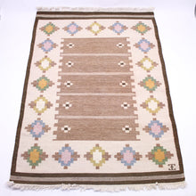 Load image into Gallery viewer, Swedish flat weave Röllakan carpet, 1950s