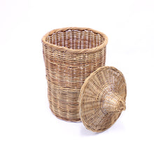 Load image into Gallery viewer, Large vintage wicker basket with lid, ca 1970s