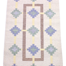 Load image into Gallery viewer, Swedish flat weave Röllakan carpet signed GK, 1950s