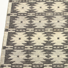 Load image into Gallery viewer, Swedish flat weave Röllakan carpet, 1950s