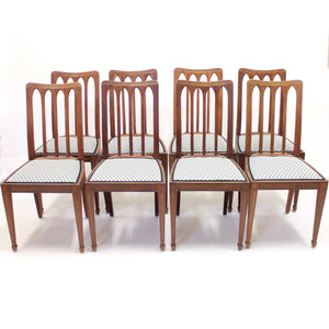 Set of 8 oak architectural Art Nouveau chairs, early 20th century