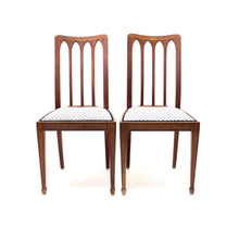 Load image into Gallery viewer, Set of 8 oak architectural Art Nouveau chairs, early 20th century
