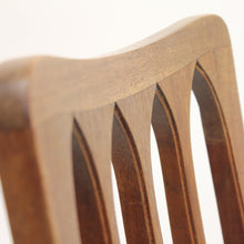 Load image into Gallery viewer, Set of 8 oak architectural Art Nouveau chairs, early 20th century