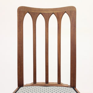 Set of 8 oak architectural Art Nouveau chairs, early 20th century