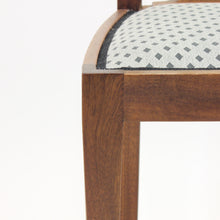 Load image into Gallery viewer, Set of 8 oak architectural Art Nouveau chairs, early 20th century