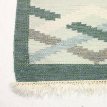 Load image into Gallery viewer, Swedish flat weave Röllakan carpet, 1960s