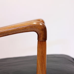Ole Wanscher, Colonial chair in leather and Mahogany, P. Jeppesen, late 20th century