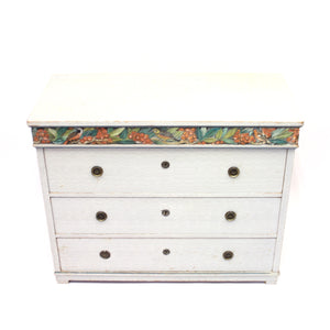 Unique eclectic artistic chest of drawer, early 20th century