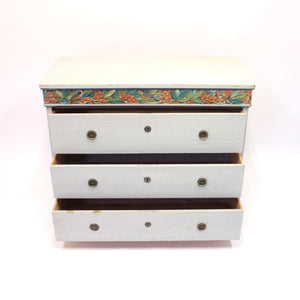 Unique eclectic artistic chest of drawer, early 20th century