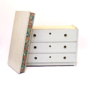 Unique eclectic artistic chest of drawer, early 20th century