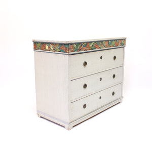 Unique eclectic artistic chest of drawer, early 20th century