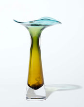 Load image into Gallery viewer, Swedish Glass Vase by Vicke Lindstrand for Kosta, 1950s